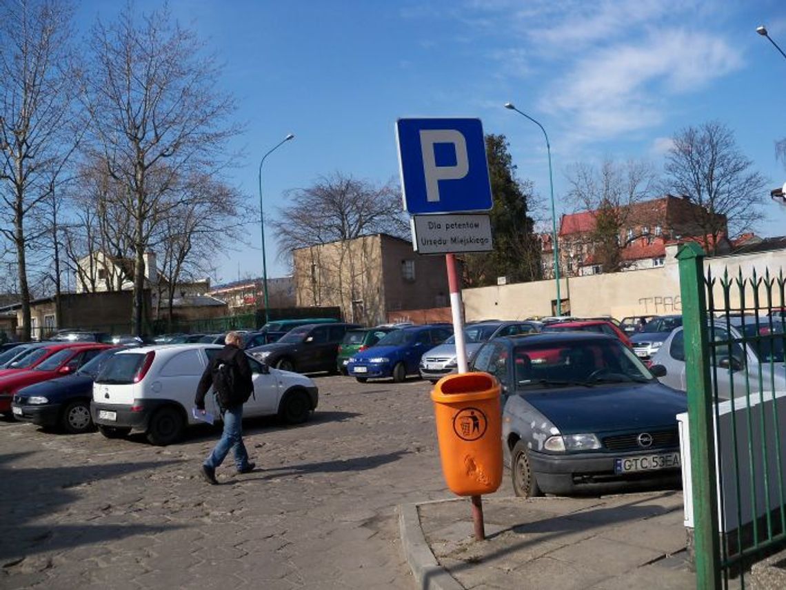 Parkingów wielopoziomowych na Starówce na razie nie będzie Parkingów wielopoziomowych na Starówce na razie nie będzie