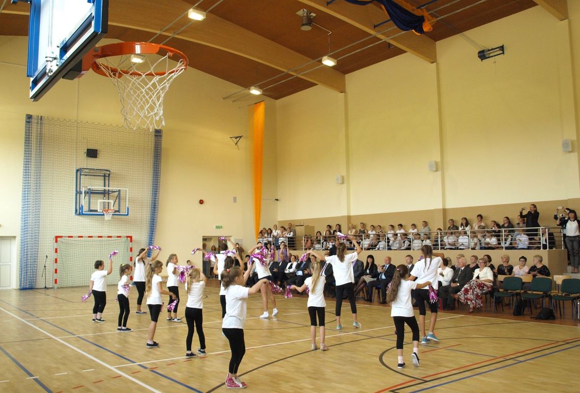 Piękna sala w Miłobądzu otwarta. Młodzież zachwycona 