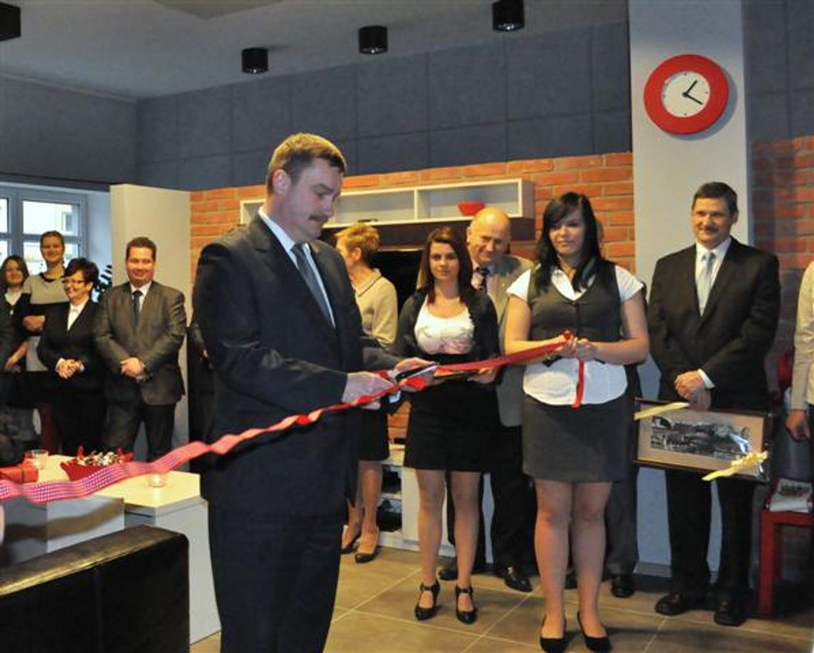 Piękna siedziba na 10-lecie klubu „Przystań” Piękna siedziba na 10-lecie klubu „Przystań”