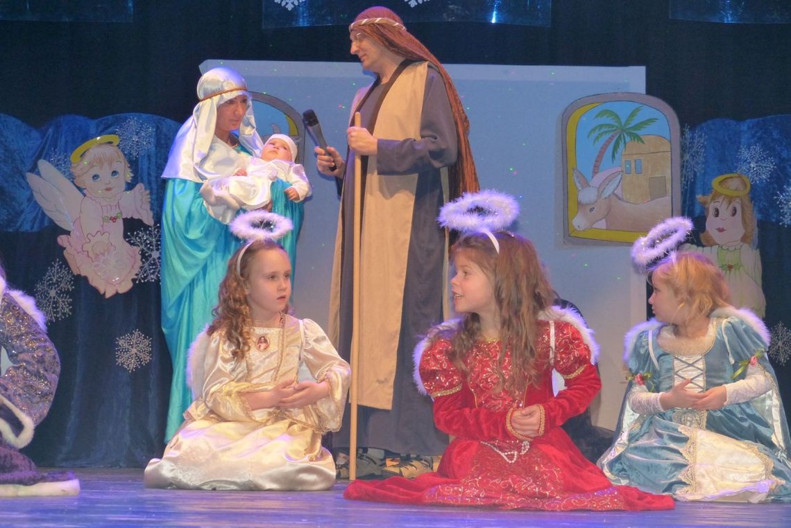 Piękno świąt w CKiS. Widowisko na chwałę Pana! (ZDJĘCIA)