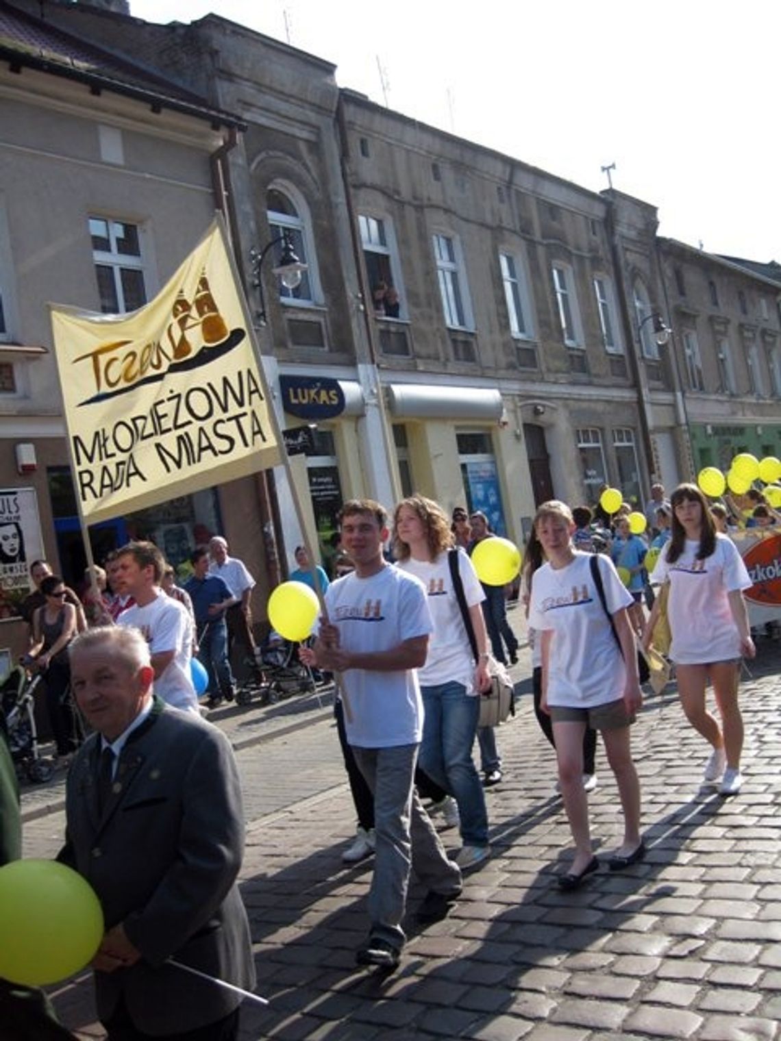 Pierwszy kontakt z demokracją