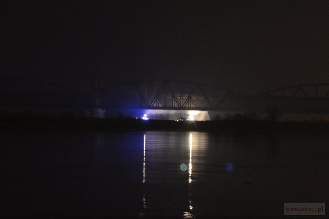 PILNE. Płonie ok. 50 metrów mostu tczewskiego! PILNE. Płonie ok. 50 metrów mostu tczewskiego!