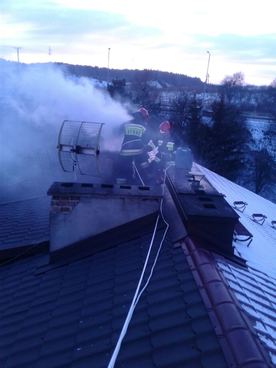 PILNE. Pożar przy ul. Piastowskiej w Tczewie. Interweniują dwa zastępy PILNE. Pożar przy ul. Piastowskiej w Tczewie. Interweniują dwa zastępy