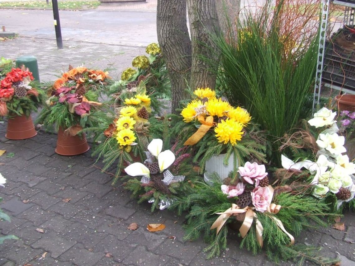 Plaga kradzieży na cmentarzach Plaga kradzieży na cmentarzach