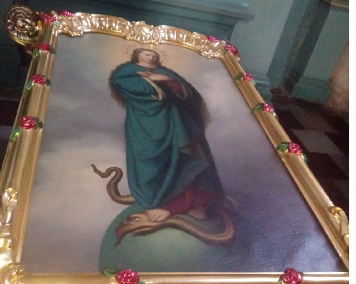 Po kilkudziesięciu latach pokazano ukryty w gniewskim kościele obraz Matki Boskiej. Zasłaniało go inne dzieło