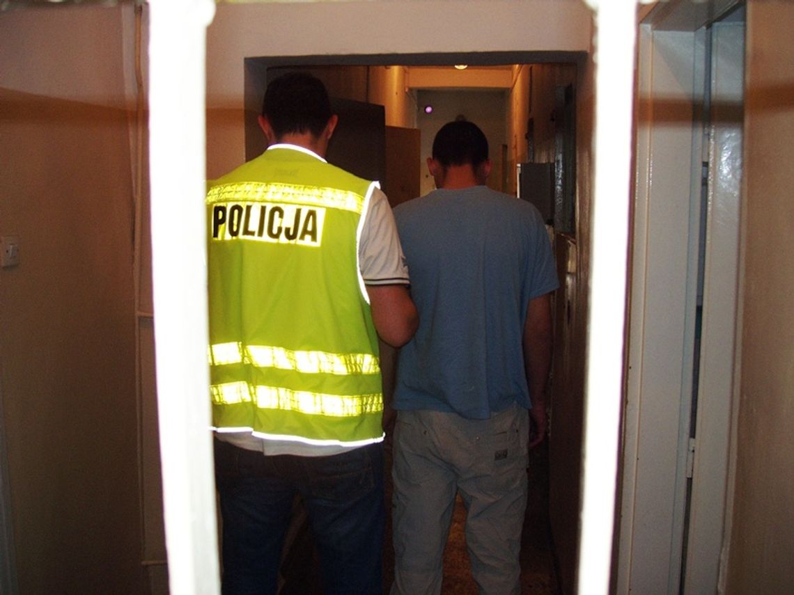 Pobił i ukradł telefon Pobił i ukradł telefon