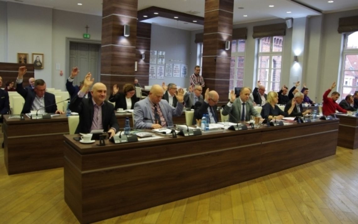 Podczas czwartkowej sesji radni jednomyślnie uchwalili budżet Tczewa na 2019 rok Podczas czwartkowej sesji radni jednomyślnie uchwalili budżet Tczewa na 2019 rok