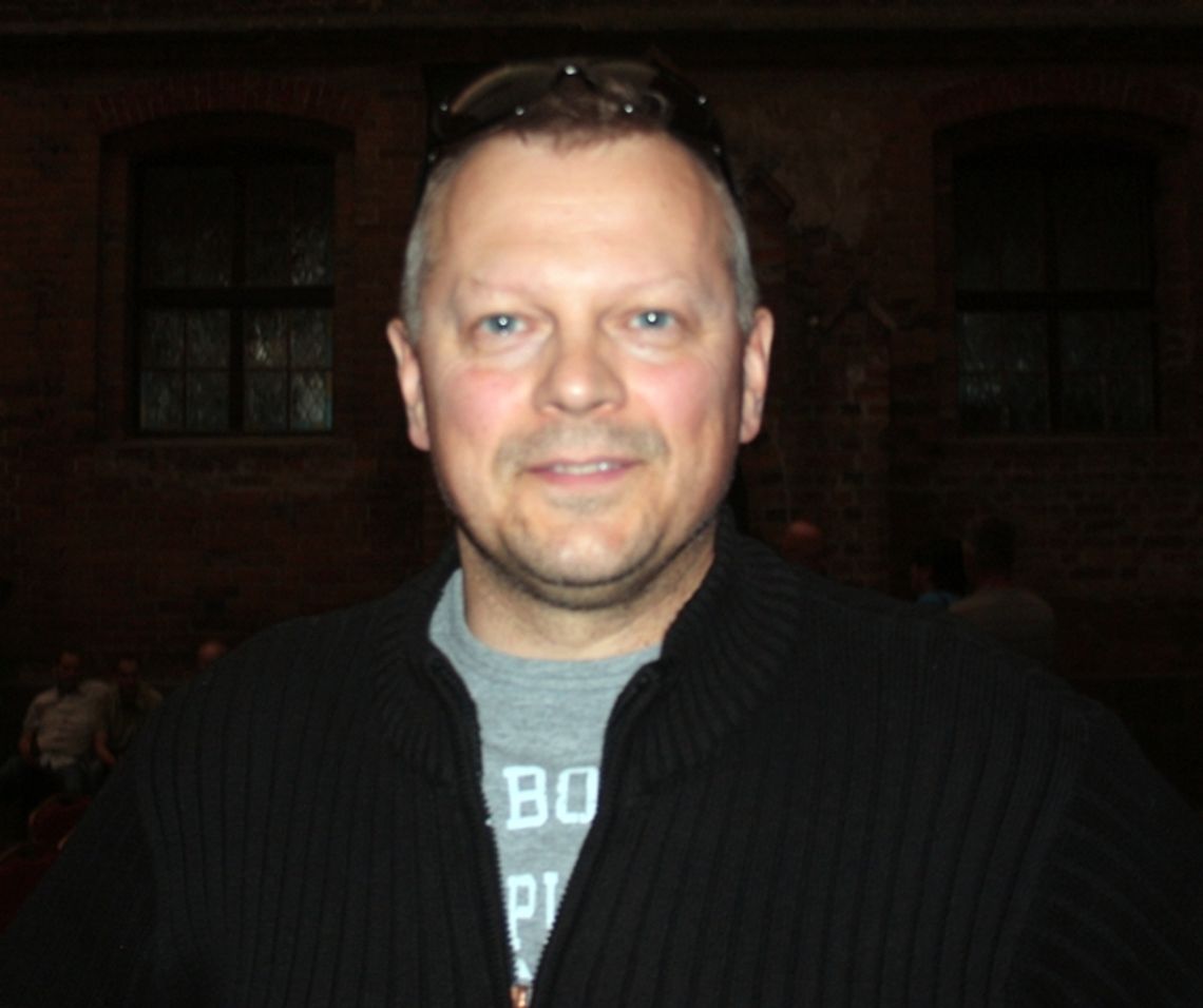 Podgryzanie pięt kabaretowi Podgryzanie pięt kabaretowi