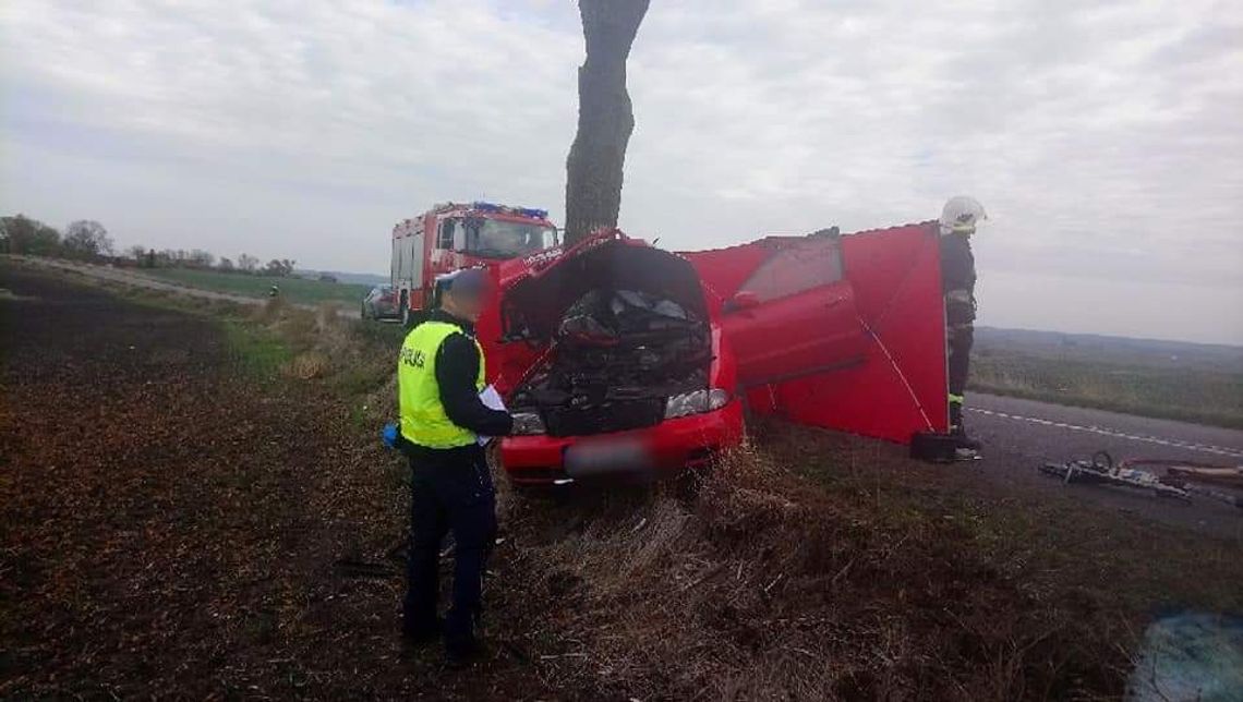 Policja bada okoliczności wypadku pod Gniewem. "Kierująca straciła panowanie nad autem" Policja bada okoliczności wypadku pod Gniewem. "Kierująca straciła panowanie nad autem"