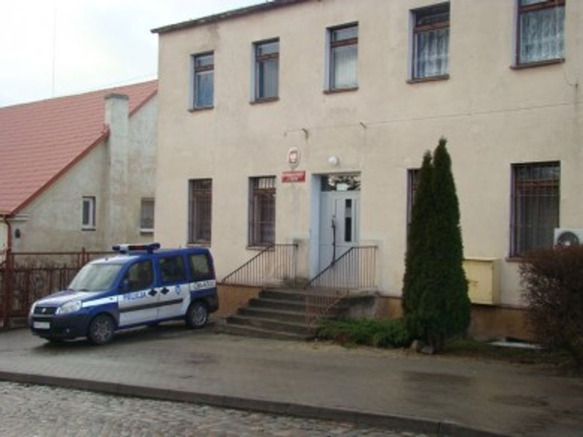 Policja tymczasowo w biurze GOS-u Policja tymczasowo w biurze GOS-u