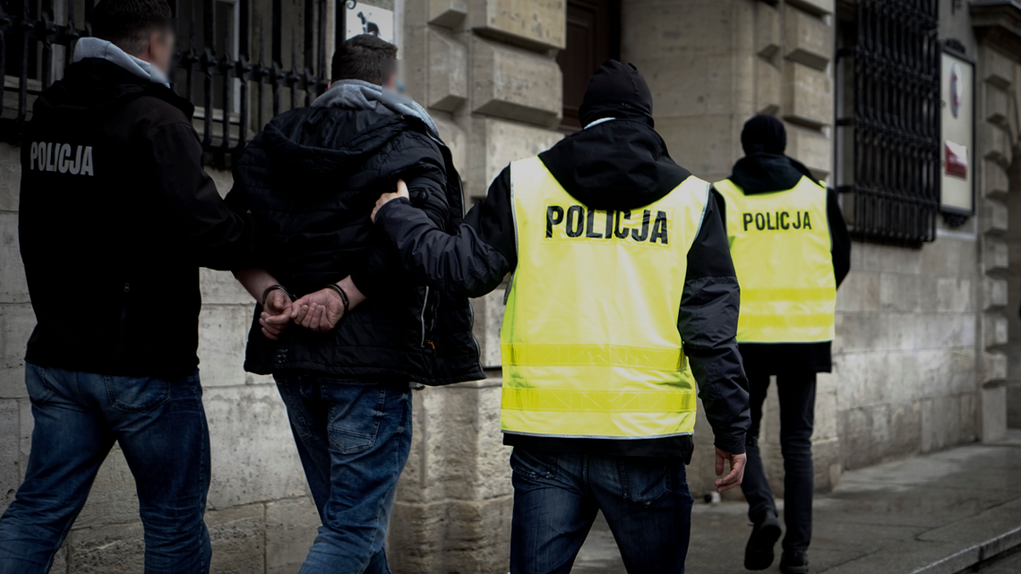 Policjanci z Archiwum X po 26 latach rozwikłali sprawę zbrodni na listonoszu Policjanci z Archiwum X po 26 latach rozwikłali sprawę zbrodni na listonoszu