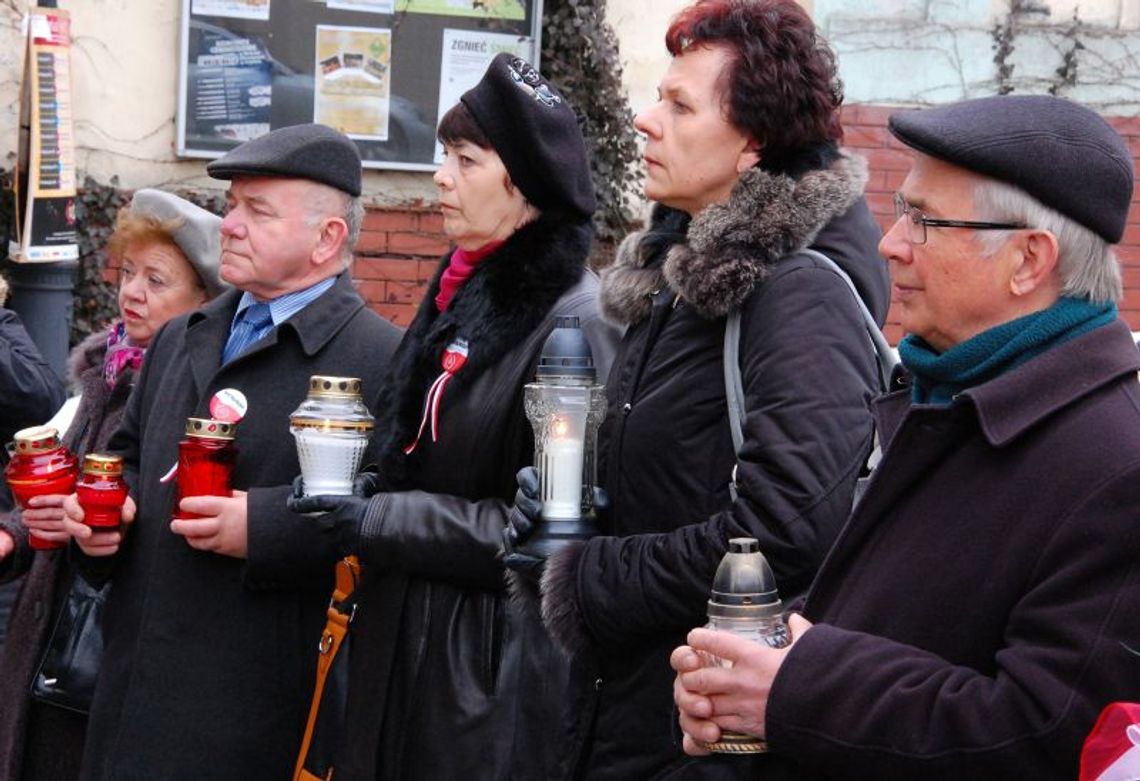 Pomnik wzbudza dyskusje. Apel komitetu o spokój i szacunek