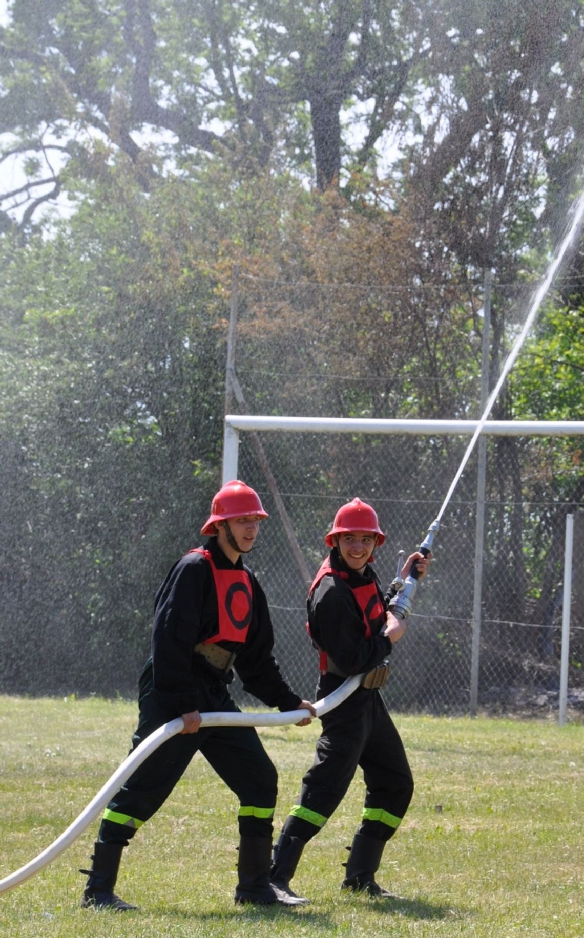 Ponad 100 strażaków startowało w gminnych zawodach sportowo-pożarniczych