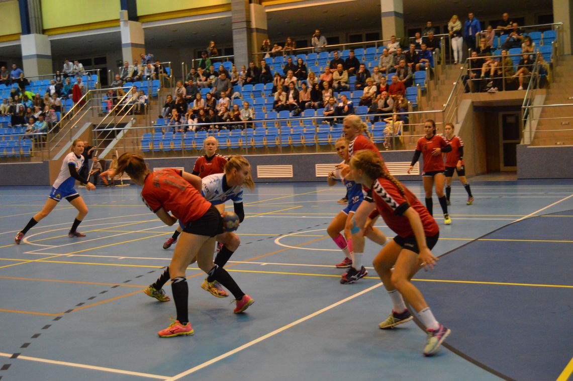 Porażka samborzanek na inaugurację sezonu Porażka samborzanek na inaugurację sezonu