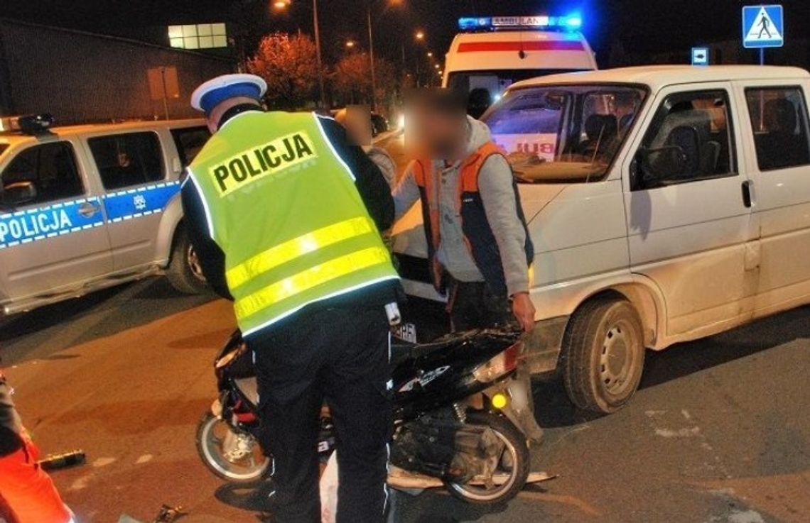Poważny wypadek przy ul. 30 Stycznia. 46-letni motocyklista trafił do szpitala