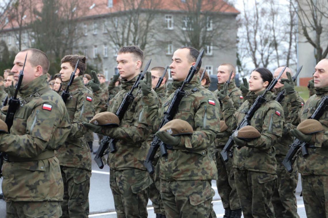 Powrót wojska do Starogardu Gdańskiego. Terytorialsi złożą przysięgę