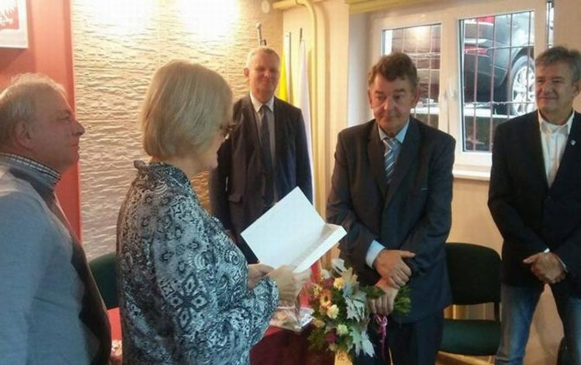 Pracował w urzędzie od... 1975 r.! Po 42 latach sekretarz idzie na emeryturę