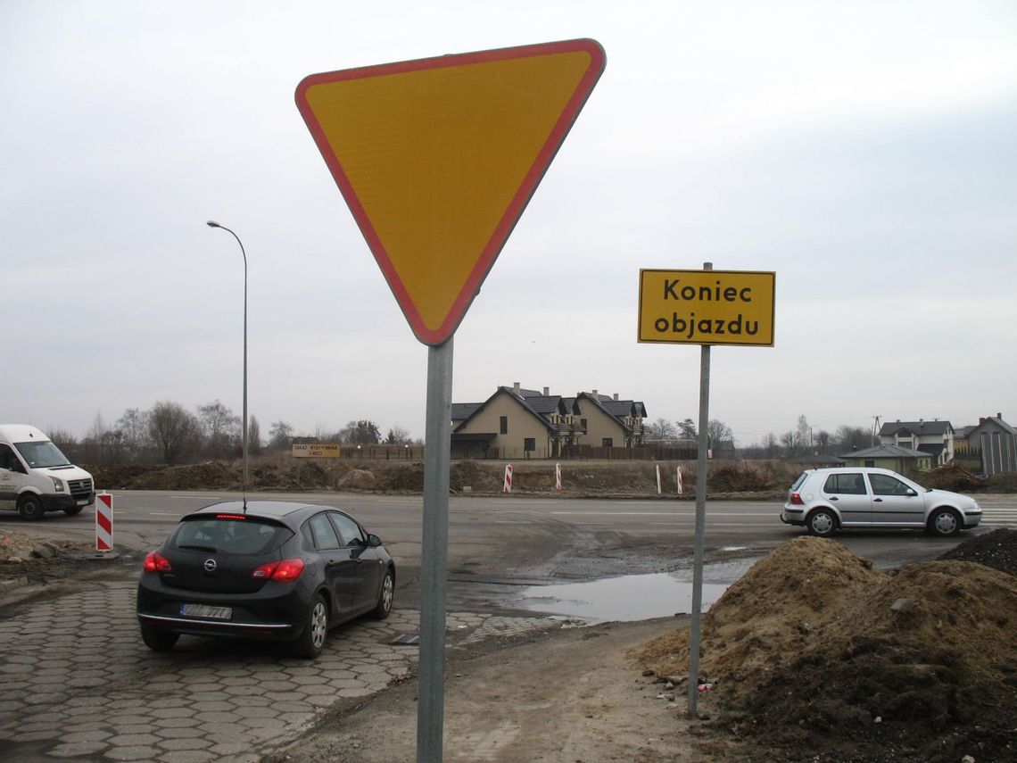 Pracują za krótko? Wykonawca „jedynki” w ogniu pytań Pracują za krótko? Wykonawca „jedynki” w ogniu pytań