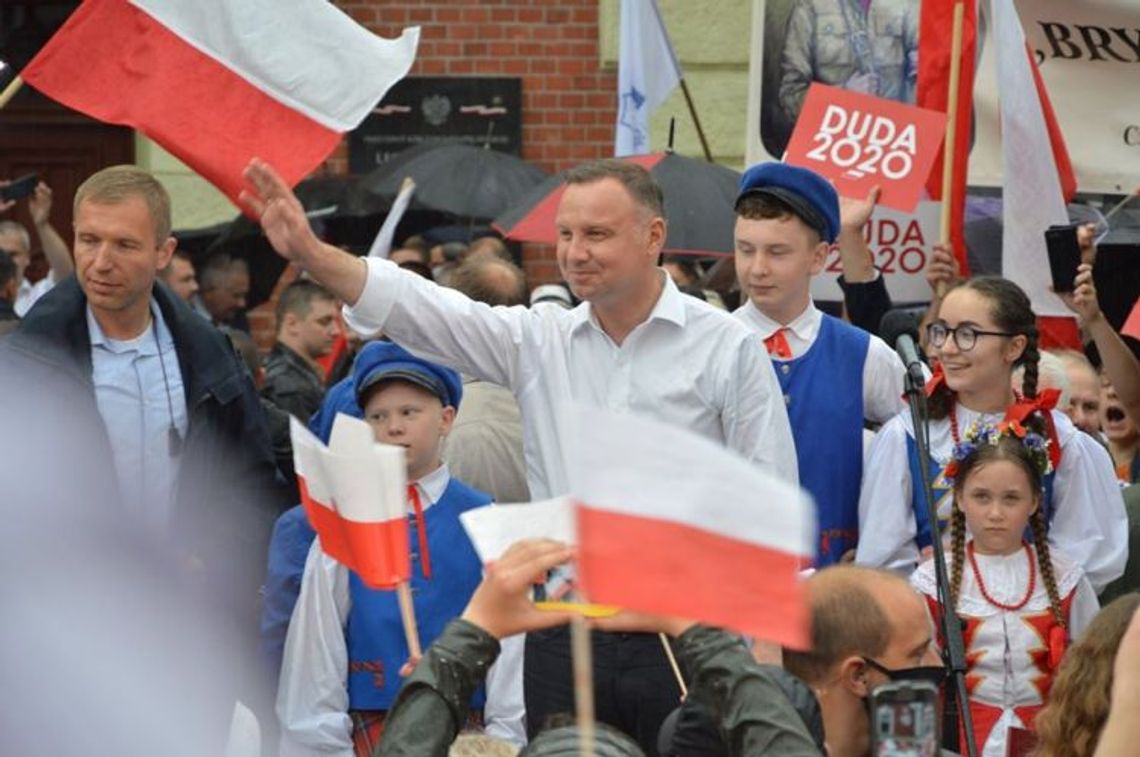 Prezydent Andrzej Duda na Kociewiu: „Pod biało-czerwoną flagą, wokół naszego Mazurka Dąbrowskiego jest miejsce dla każdego, dla każdego”