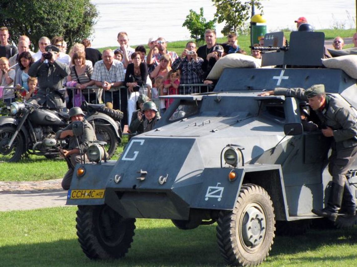 Prezydent obejrzy walki o mosty. Będą utrudnienia w komunikacji i parkowaniu Prezydent obejrzy walki o mosty. Będą utrudnienia w komunikacji i parkowaniu