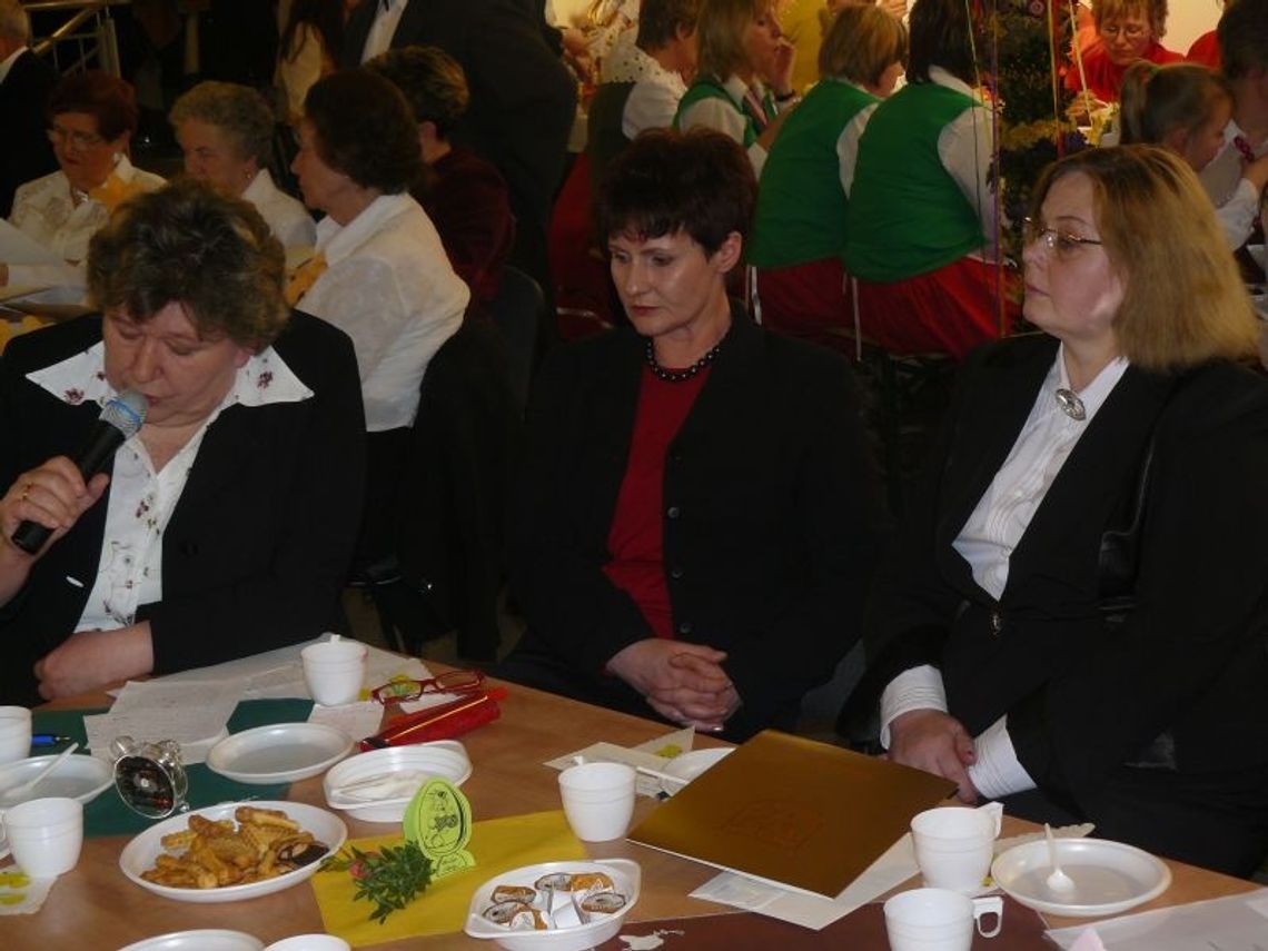 Problemy szarej codzienności - panie debatowały o swojej sytuacji: w Polsce i w Niemczech Problemy szarej codzienności - panie debatowały o swojej sytuacji: w Polsce i w Niemczech