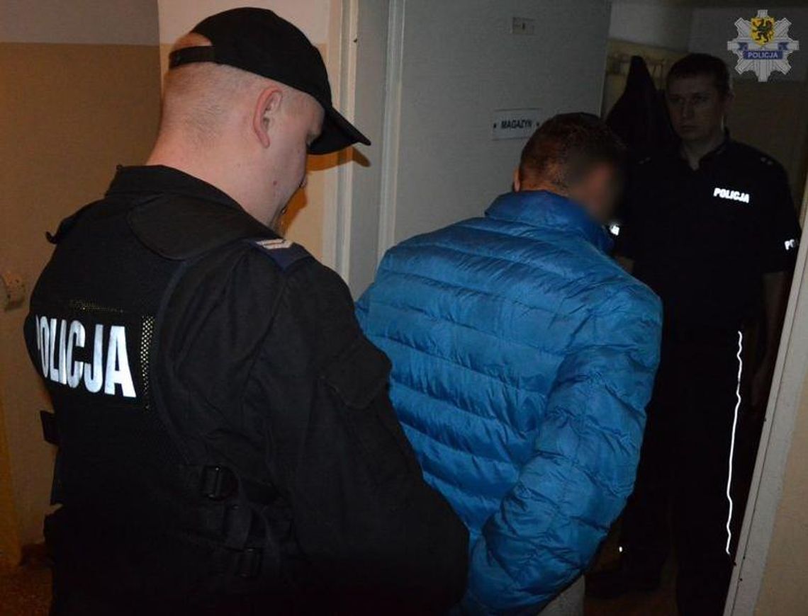 Próbował ukraść meble z pociągu. Wpadł podczas ucieczki