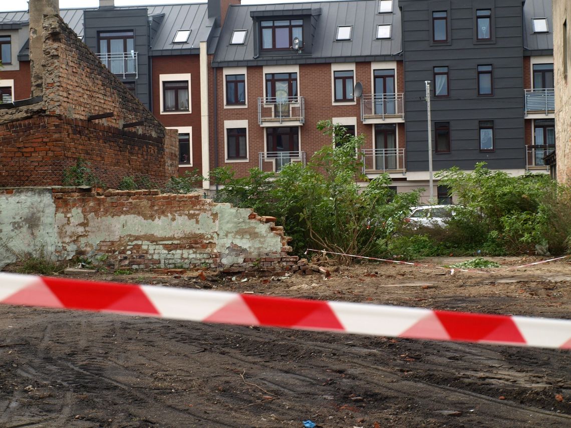 Prokuratura potwierdza. Mężczyzna, który zginął przy ul. Pomira to 40-letni bezdomny Prokuratura potwierdza. Mężczyzna, który zginął przy ul. Pomira to 40-letni bezdomny