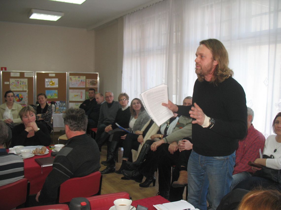 Protest mieszkańców na sesji - wiatraków nie będzie!