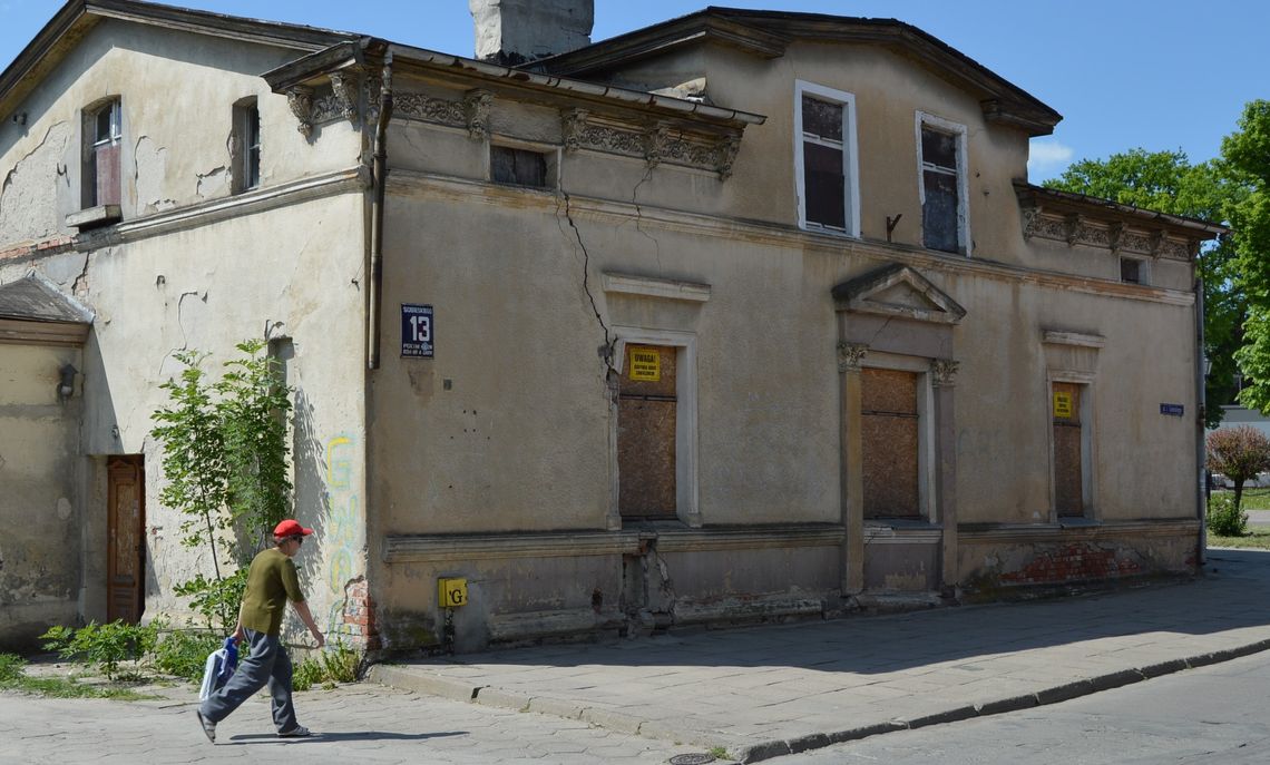 Przedsiębiorca chce ocalić, urzędnicy wolą rozebrać Przedsiębiorca chce ocalić, urzędnicy wolą rozebrać