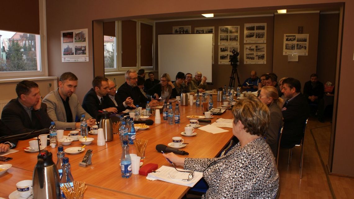 Przez 500+ zlikwidują ulgi za odbiór śmieci? Zaskakująca propozycja radnych Przez 500+ zlikwidują ulgi za odbiór śmieci? Zaskakująca propozycja radnych