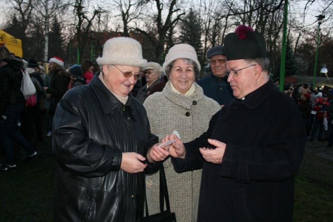 Przyjdź i podziel się opłatkiem. Miejskie spotkanie opłatkowe 23 grudnia
