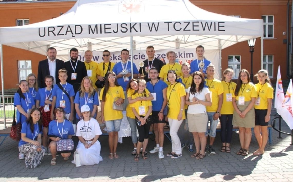 Przystanek Tczew - pielgrzymi z Ukrainy jadą na Światowe Dni Młodzieży
