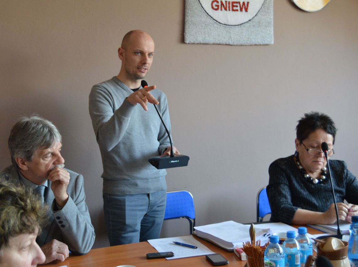 Radni chcą nagrywania sesji. Ale niektórzy czują się… skrępowani Radni chcą nagrywania sesji. Ale niektórzy czują się… skrępowani