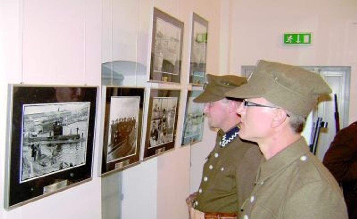 Reprodukcje, czyli hołd polskim marynarzom Reprodukcje, czyli hołd polskim marynarzom