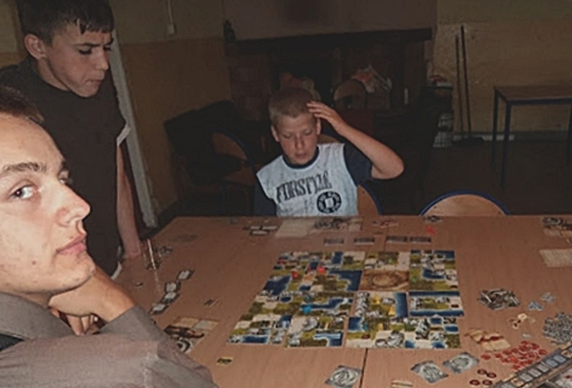 Rodzinne „granie stolikowe” Rodzinne „granie stolikowe”