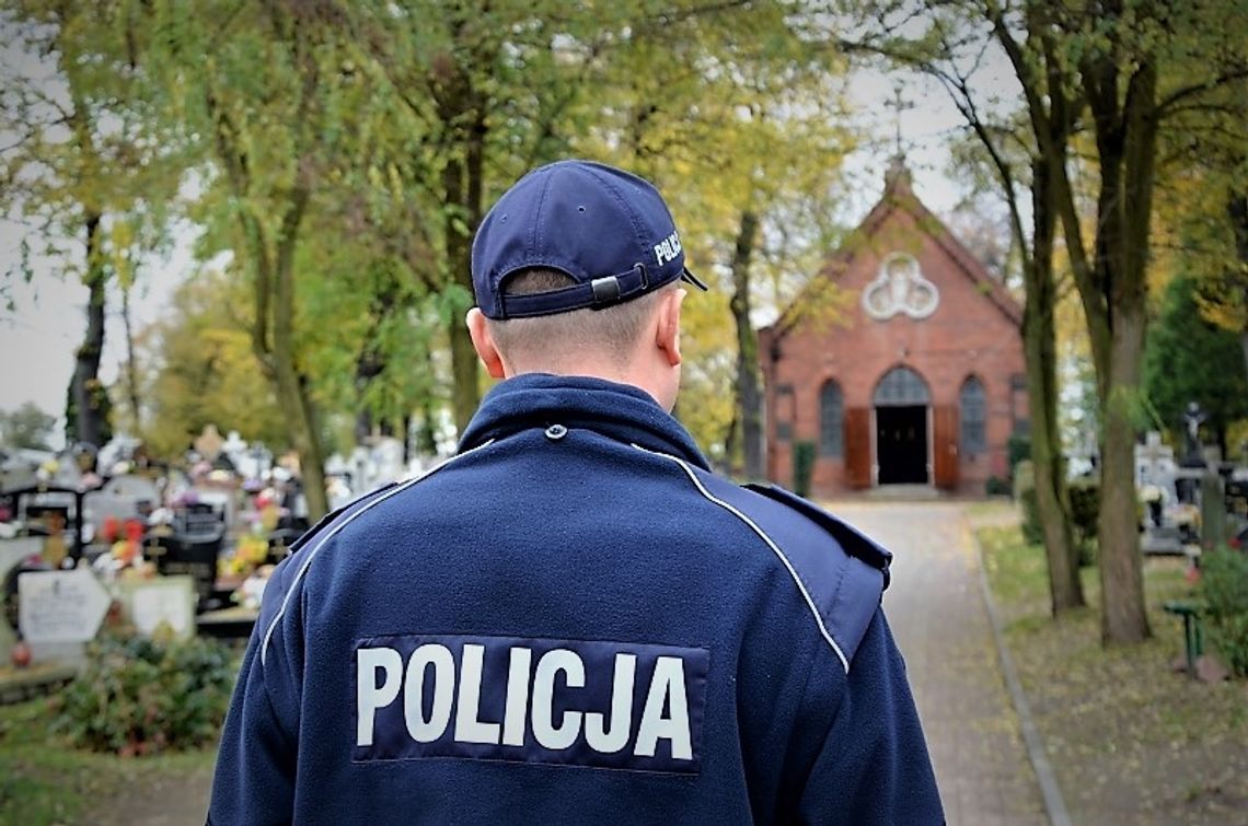 Rusza akcja "Znicz". Gdzie zaparkujemy przy cmentarzach w Tczewie, Gniewie, Pelplinie oraz Subkowach?