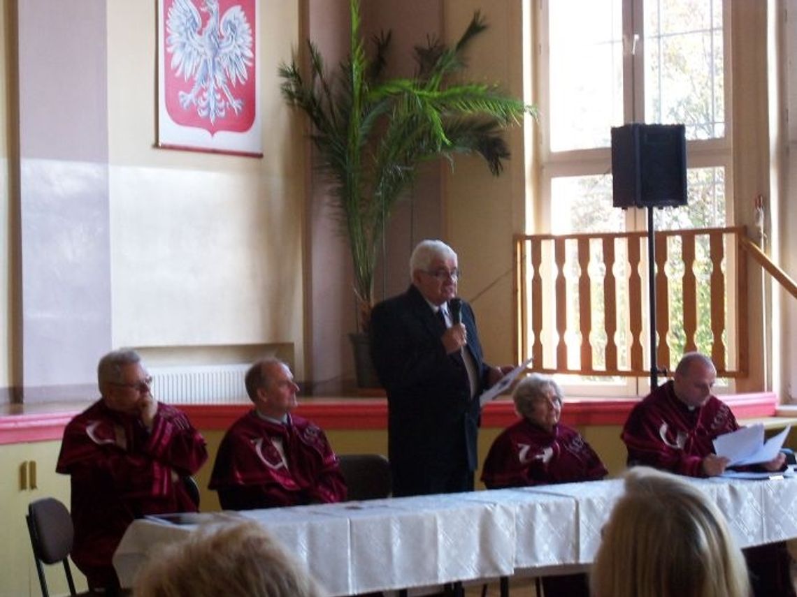 Seniorzy zainaugurowali rok akademicki Seniorzy zainaugurowali rok akademicki