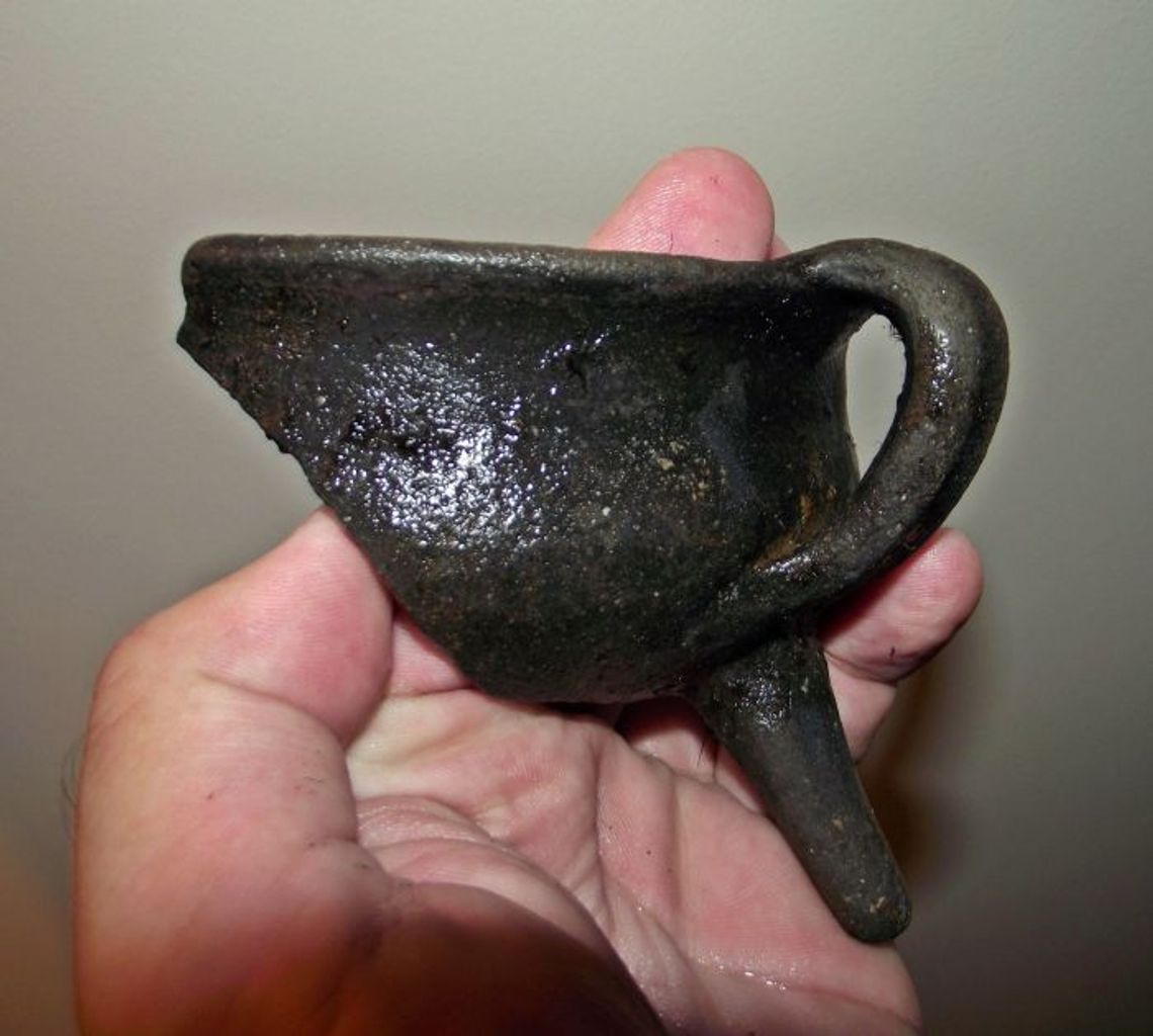 „Skarby” z rzecznego błota „Skarby” z rzecznego błota