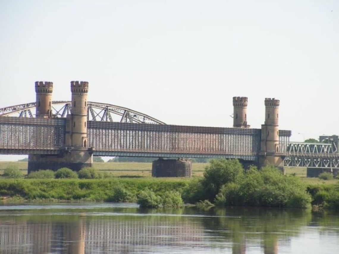 Śledczy: 20-latka zmyśliła nożownika! „Tych ran nie mogła zadać osoba trzecia” Śledczy: 20-latka zmyśliła nożownika! „Tych ran nie mogła zadać osoba trzecia”