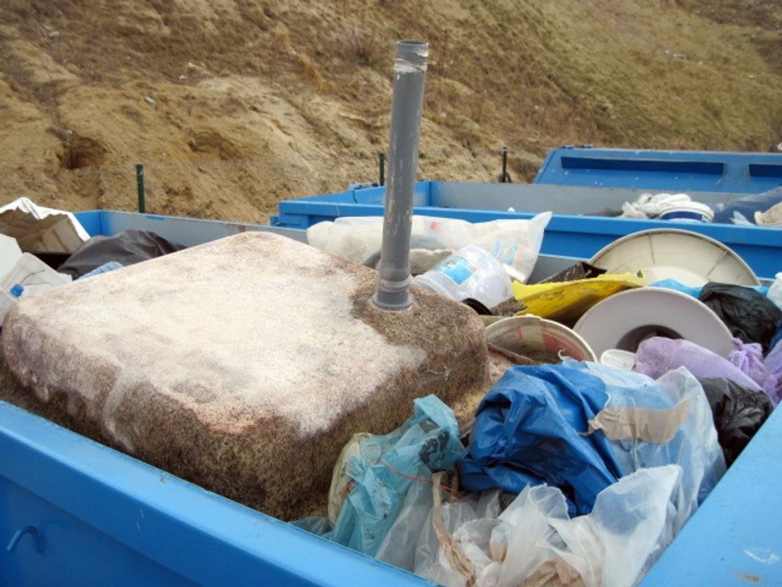 Śmieci drogie jak nigdy - 18,60 zł od osoby Śmieci drogie jak nigdy - 18,60 zł od osoby