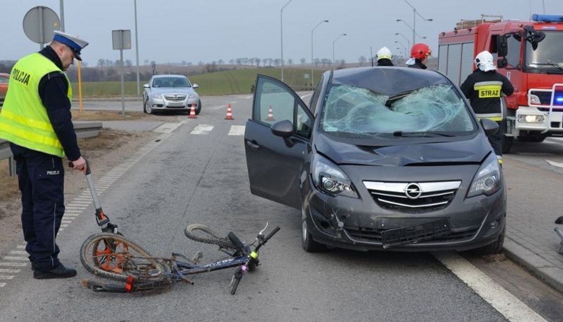 Śmiertelny wypadek w Pelplinie. Wstępnie: "kierowca jednośladu nie ustąpił pierwszeństwa przejazdu"