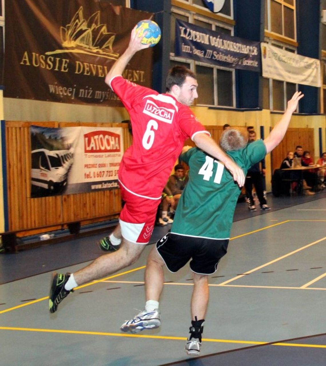 Sokół mocniejszy od Sambora