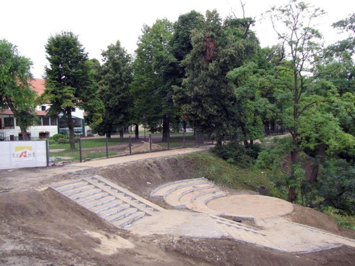 Starówka zmienia się nie tylko za miejskie pieniądze Starówka zmienia się nie tylko za miejskie pieniądze