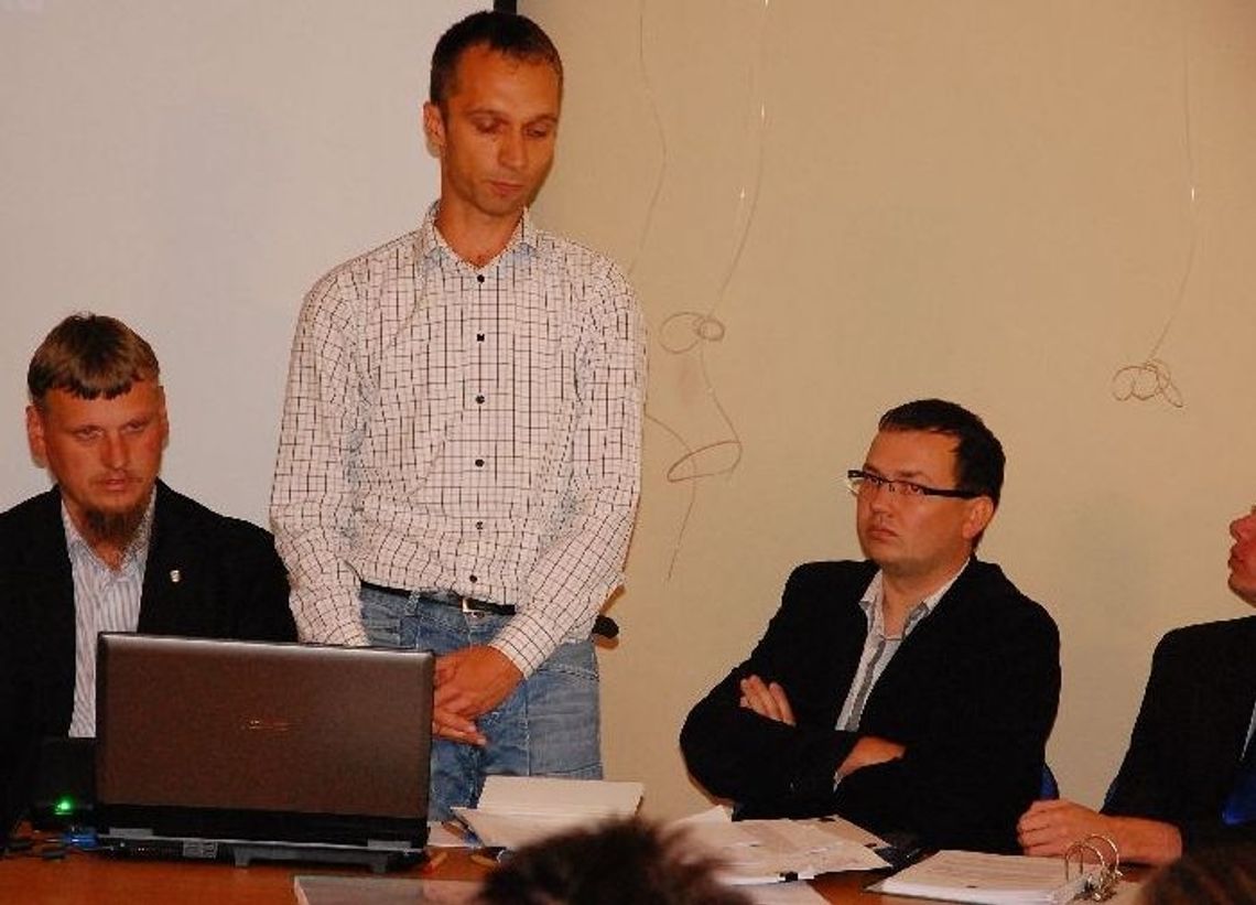 Stowarzyszenie GNIEWSKA GRUPA OBYWATELSKA odpowiada na ulotkę