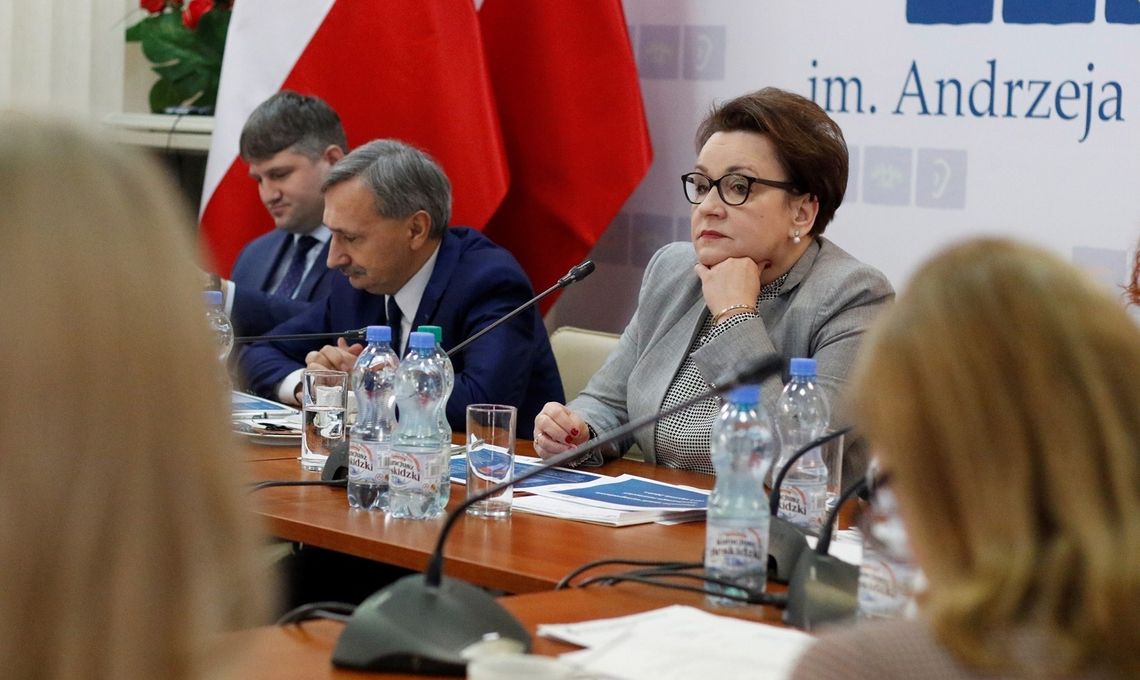 Strajk generalny w oświacie wisi w powietrzu. W tczewskich szkołach póki co bez zwiększonej absencji Strajk generalny w oświacie wisi w powietrzu. W tczewskich szkołach póki co bez zwiększonej absencji