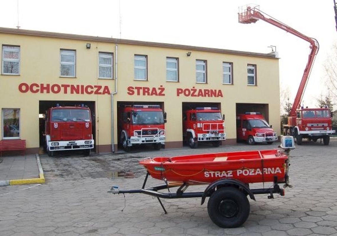 Strażacy zbierają na dłuższą drabinę Strażacy zbierają na dłuższą drabinę