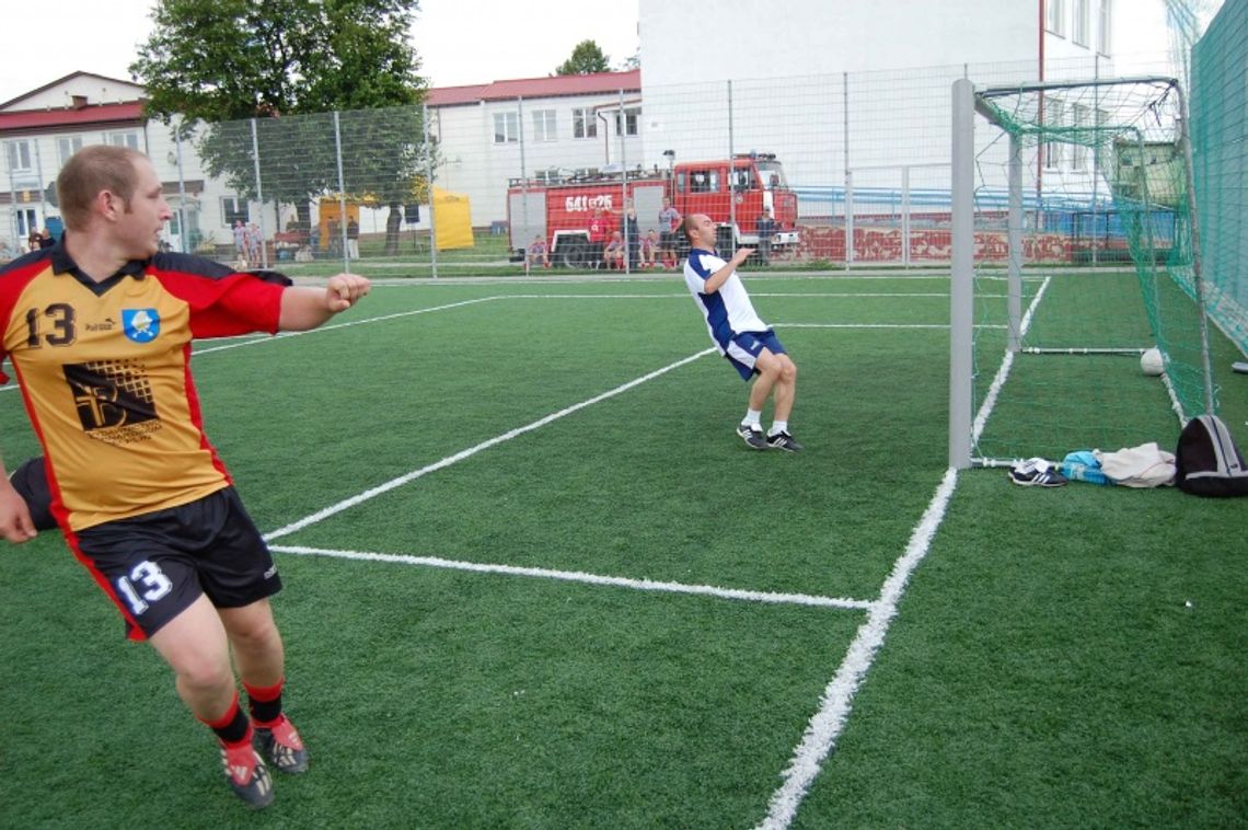 Święto Policji i... siódme poty w piłkarskim turnieju Święto Policji i... siódme poty w piłkarskim turnieju