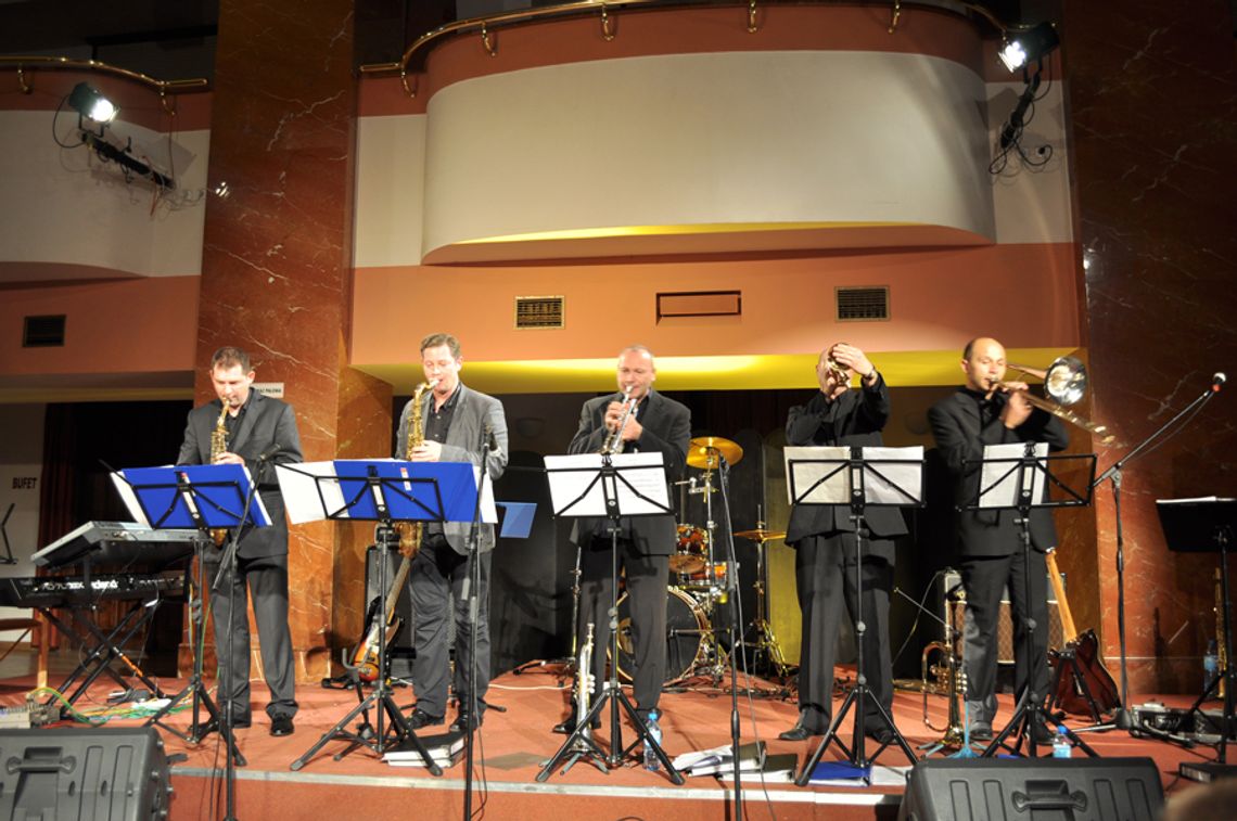 Swingowo-jazzowy Tczew. A wszystko to w szczytnym celu Swingowo-jazzowy Tczew. A wszystko to w szczytnym celu