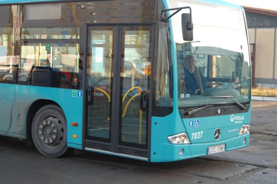 Szachy w transporcie. Nie będzie turkusowych autobusów
