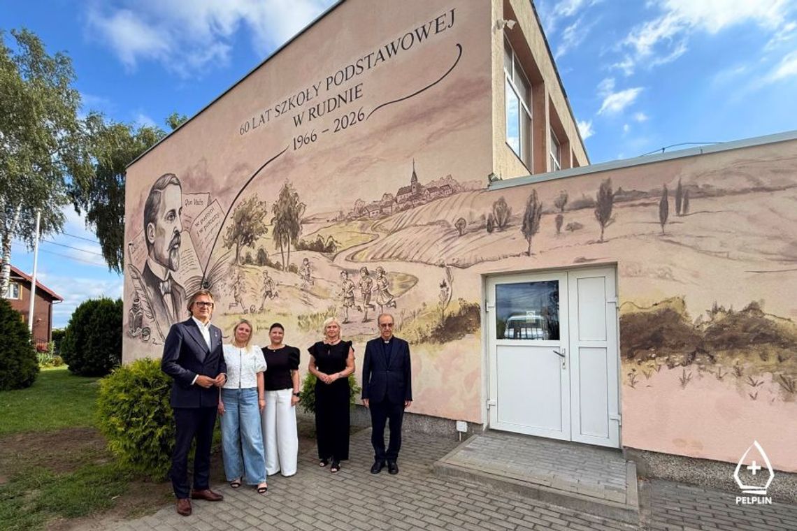 Szkoła w Rudnie ma nowy mural Szkoła w Rudnie ma nowy mural